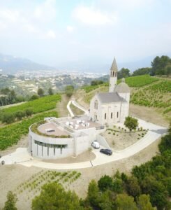 Wedding photographer in Nice - wedding venue chateau de bellet