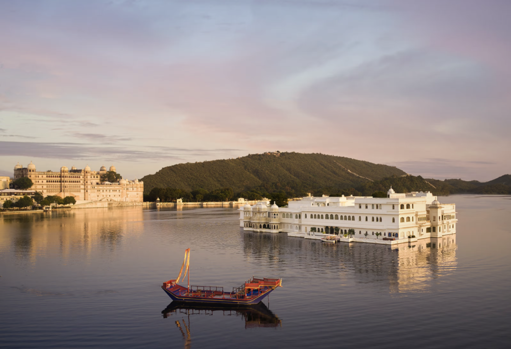 Taj Lake Palace; wedding photographer in Udaipur