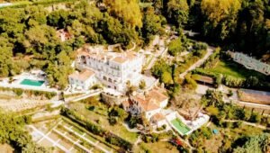 wedding venues in Sintra Portugal: Quinta da Bella